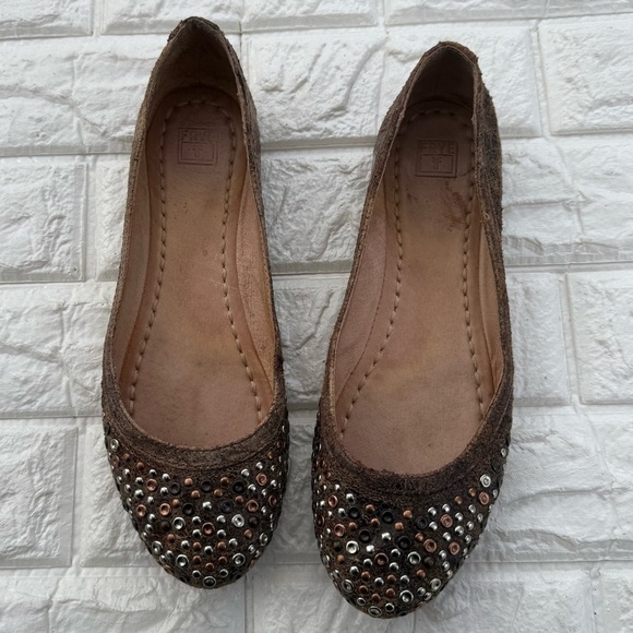 Frye Carson Studded Ballet Flat in Brown 8.5 - Picture 8 of 8
